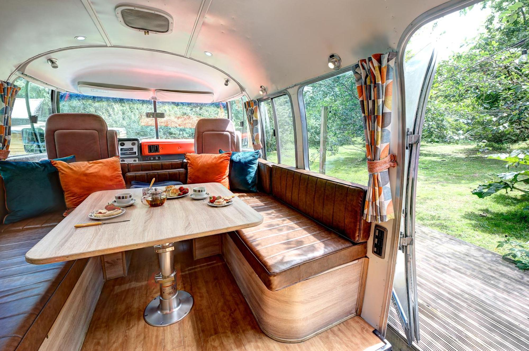 Glamping 1970 American Airstream Motorhome Ponsanooth Exterior foto